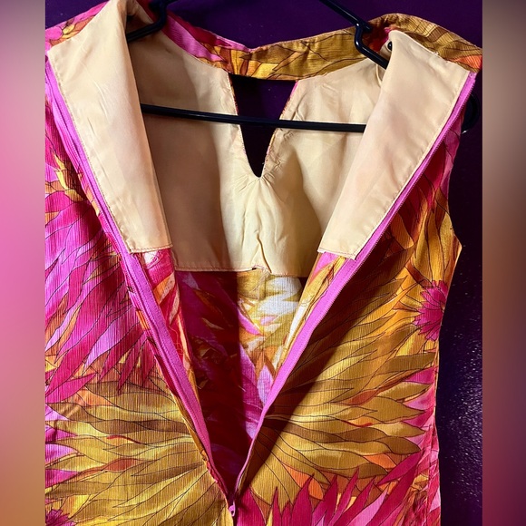 Vintage Psychedelic Chrysanthemum Shift Mini Dress - Picture 5 of 6